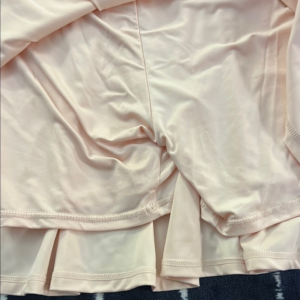 NWT Skort 3 Paces Medium - Picture 8 of 9